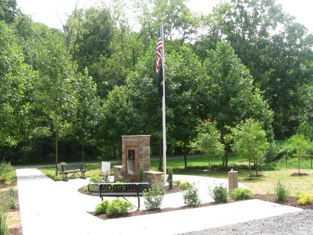 Veterans Memorial July 2010 007